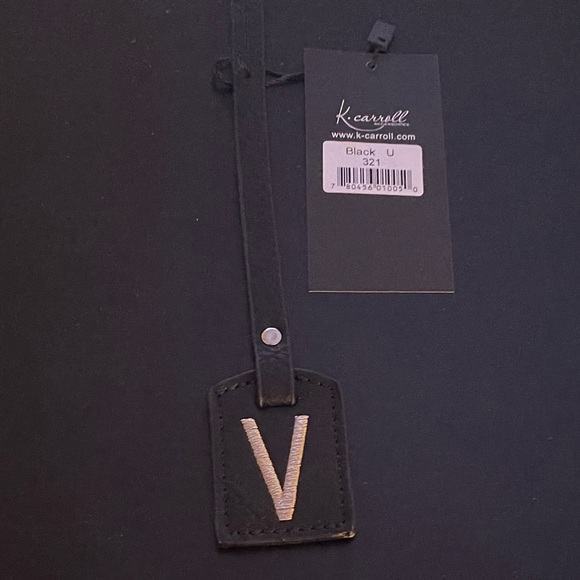 NWT “K•Carroll” Bag Tag,  Monogram Letter "V" Black Bag Tag with "Tan" Letter - Picture 1 of 7